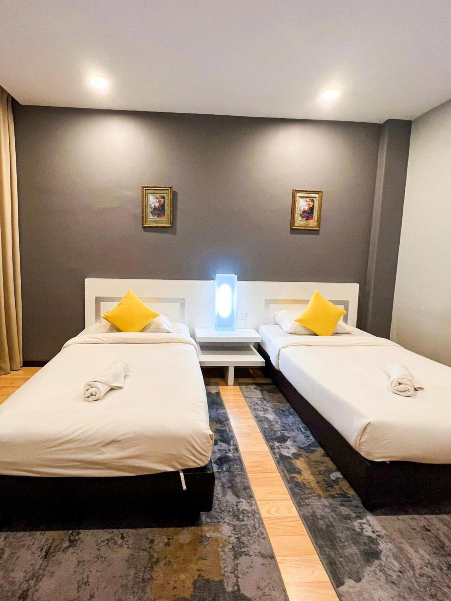Lovita Hotel クアンタン エクステリア 写真